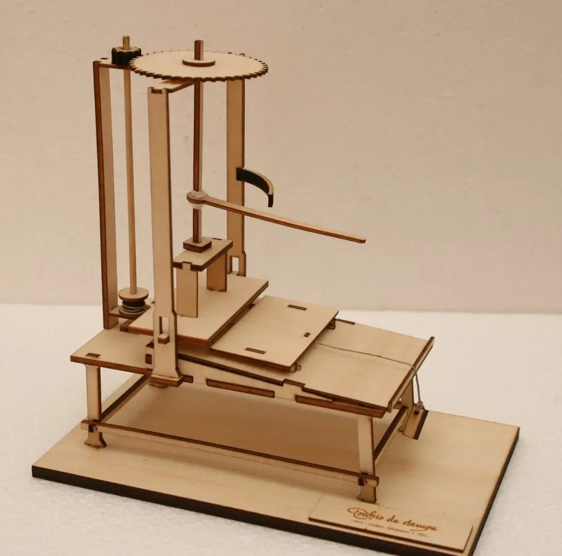 Tiskařský lis Leonardo da Vinci Revell (1:12)