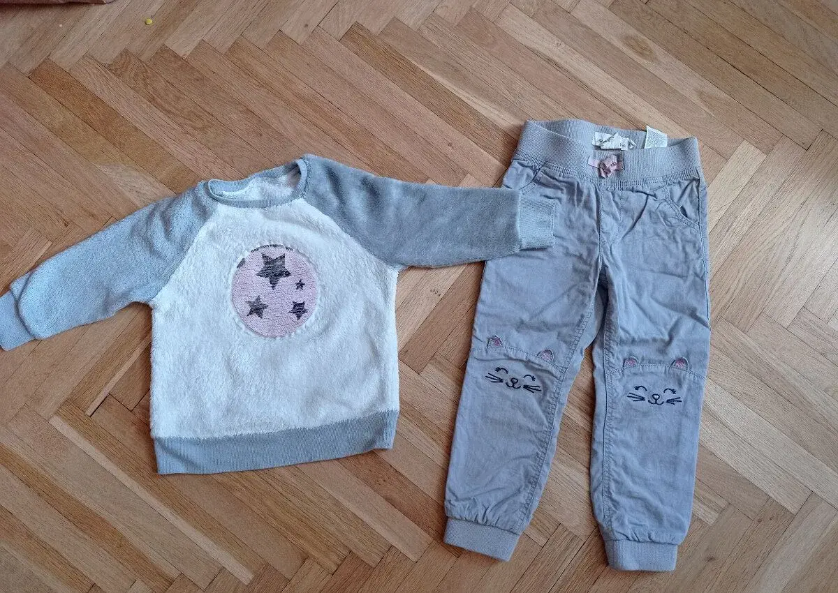 komplet - podšité kahoty a mikina 98/104