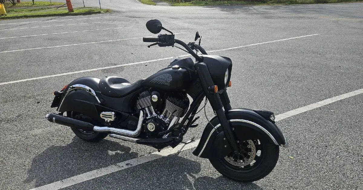 INDIAN CHIEF DARK HORSE 111cui 2017 EU plný servis