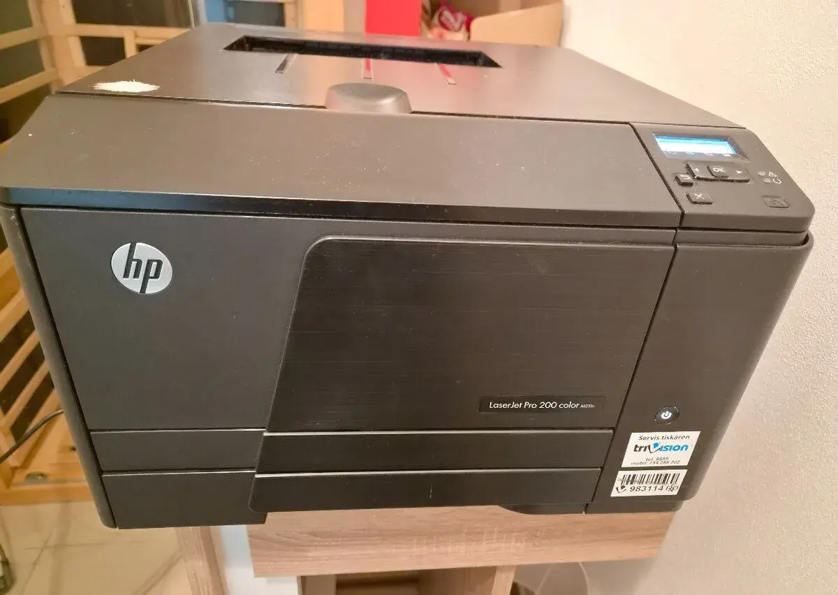 Barevná tiskárna HP LaserJet Pro 200 color