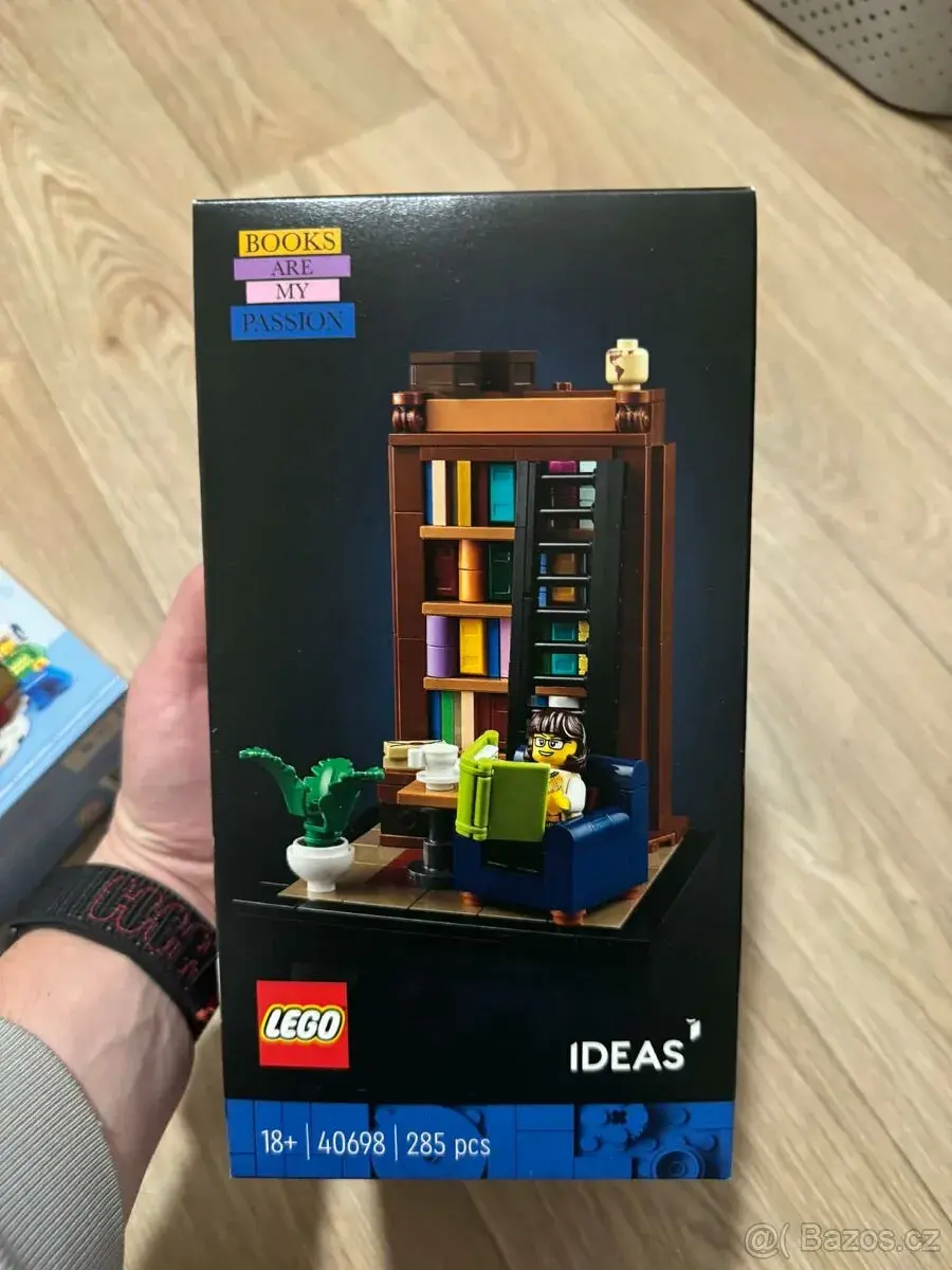 LEGO Ideas 40698 Knihomol