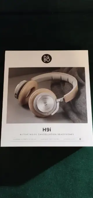 Sluchátka Beoplay H9i Natural Nové