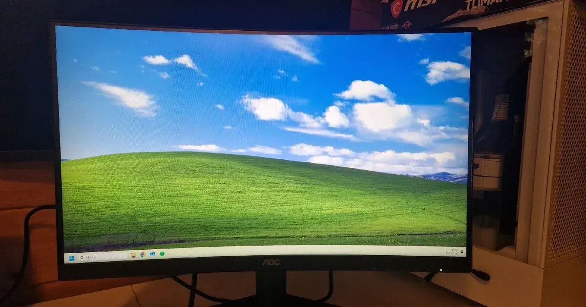 AOC C24G42E | 24", 180Hz, prohnutý