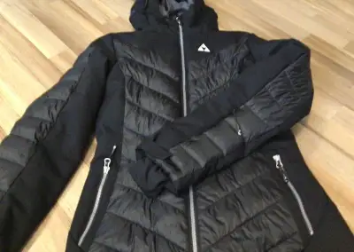Dámská lyžařská bunda