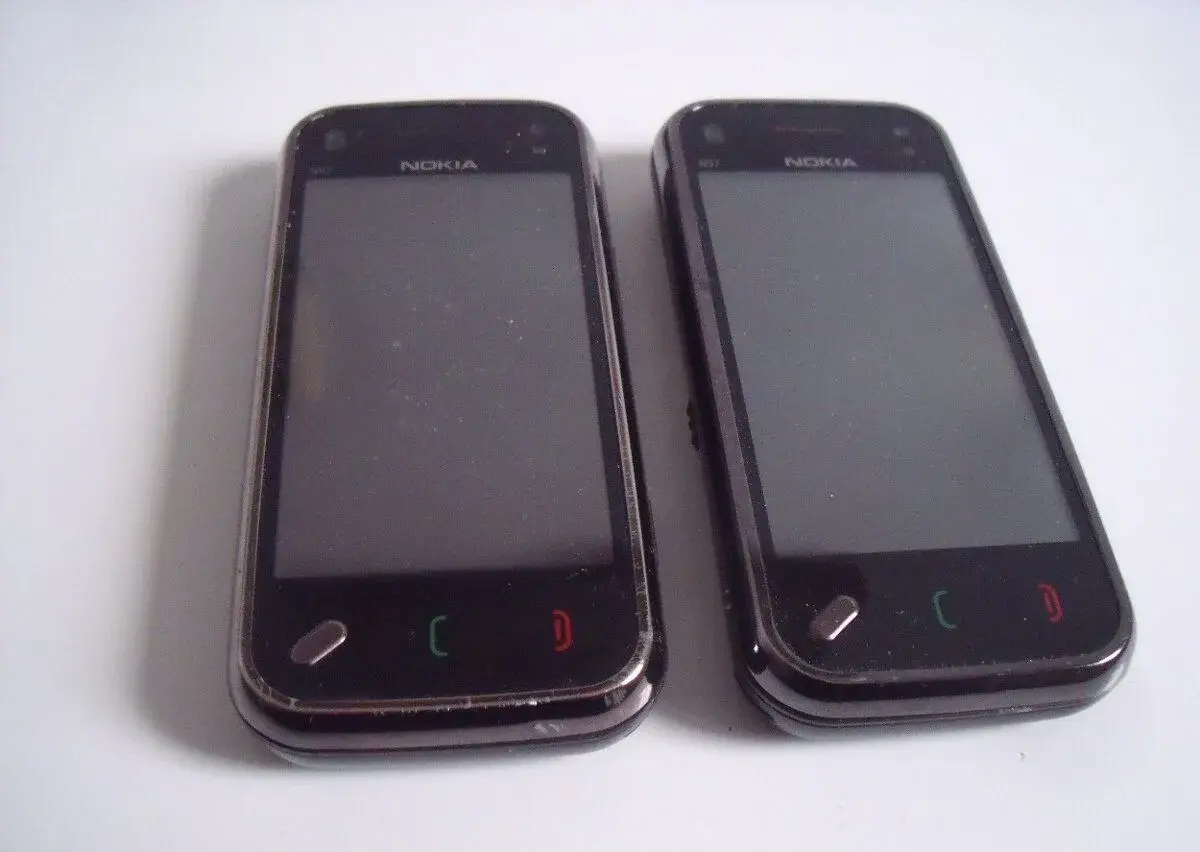 2x NOKIA N97-4