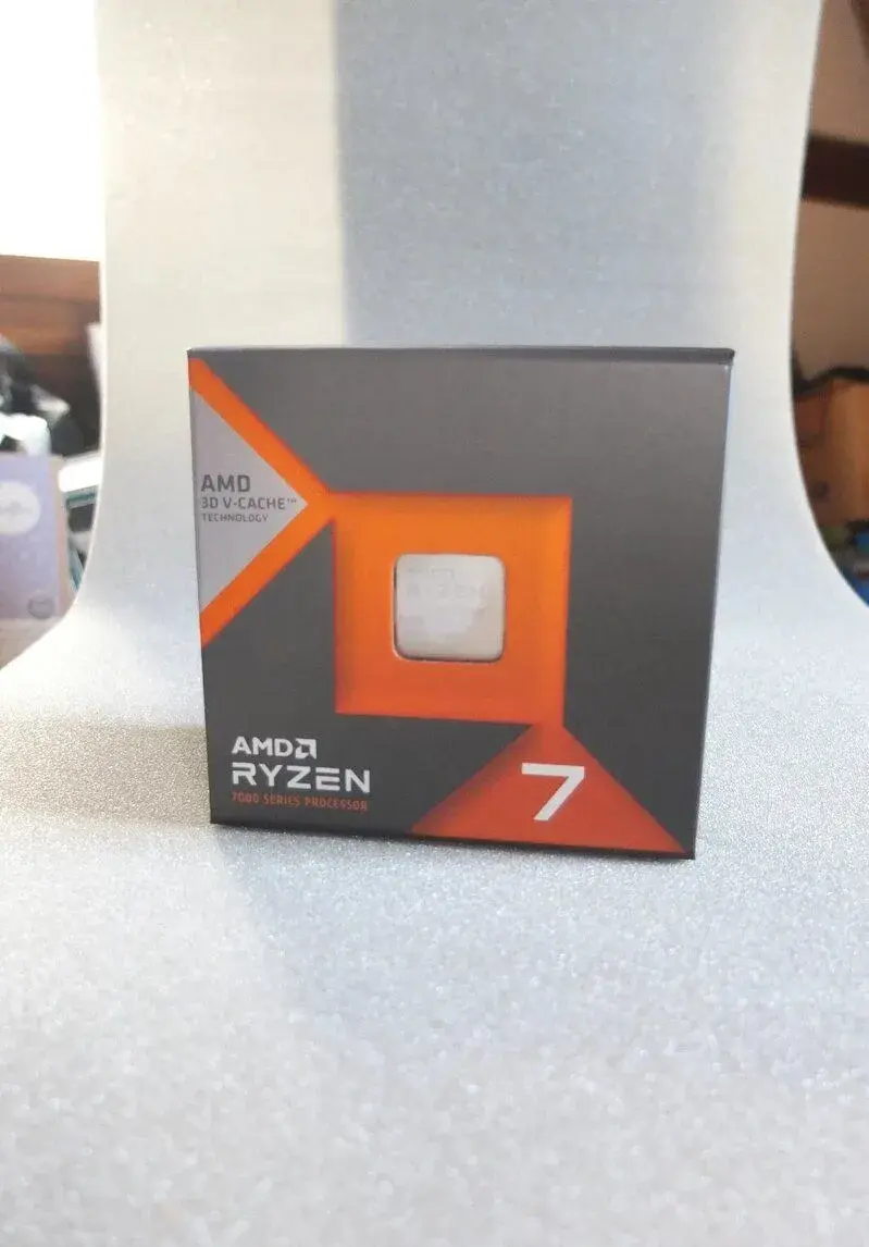 Nový AMD Ryzen 7 7800X3D