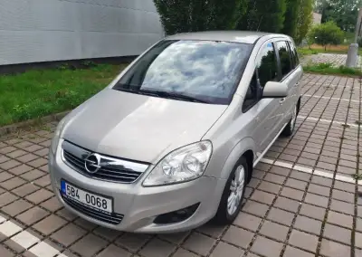 Opel Zafira – 2010, 207 000 km