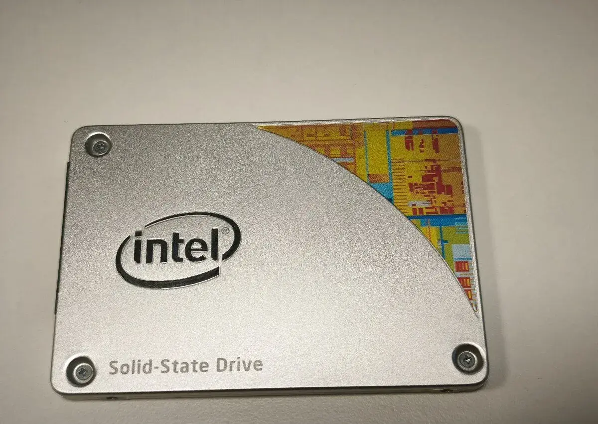 240GB Intel SSD 530 Series SATA 3,5"