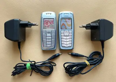 Nokia 3120 a Nokia 3100